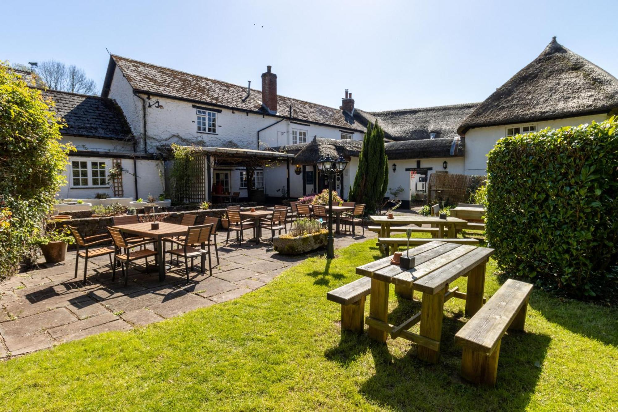 New Inn Crediton Exterior foto